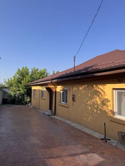 Casă cu 4 camere în Exterior Vest