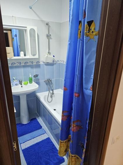 Apartament cu 2 camere decomandat, mobilat în Apărătorii Patriei