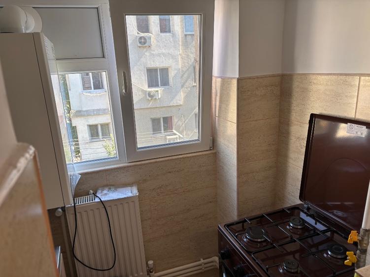 Apartament cu 2 camere decomandat în Inel II