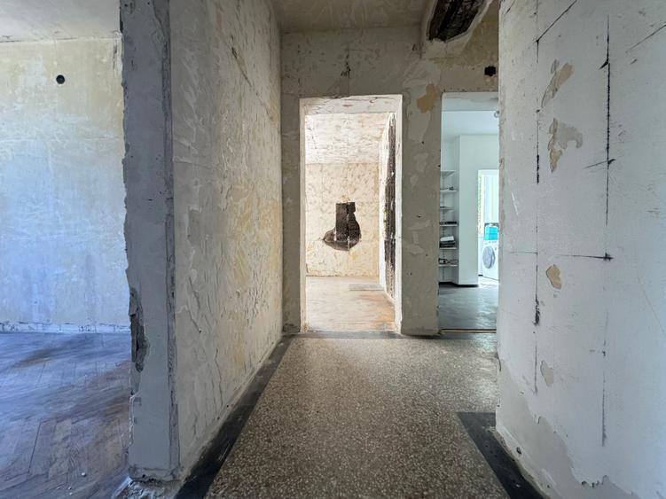 Apartament cu 2 camere decomandat în Primăverii