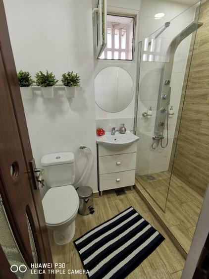 Apartament cu 3 camere decomandat în Gara de Nord