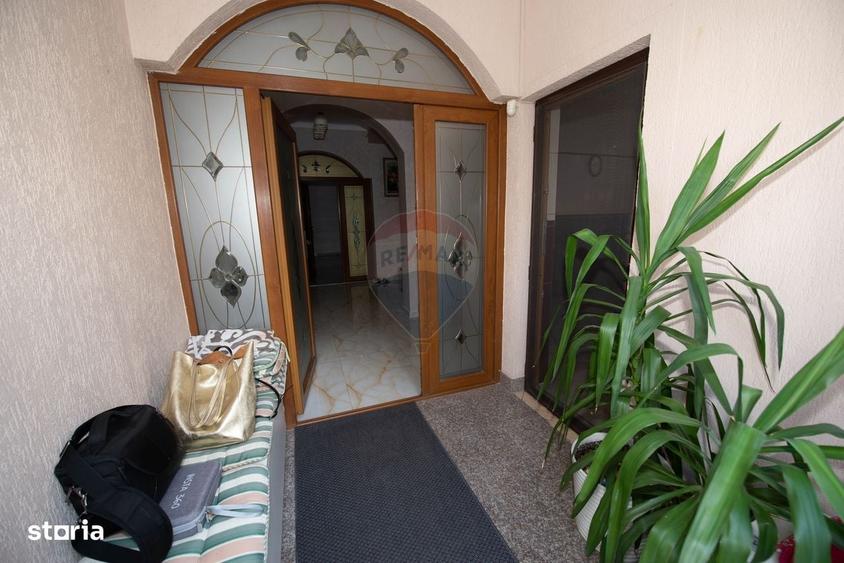Casa de vanzare 483mp suprafata totala si teren 494mp, Sector 1 - 16