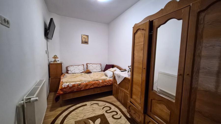 Casă individuală cu 4 camere cu Canalizare în Faleza Nord