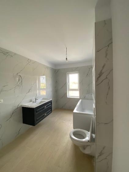 Duplex cu 5 camere cu Teren 293 Mp în Săcălaz