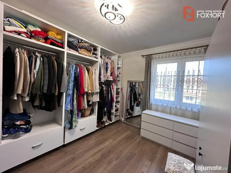Casă cu 4 camere cu Teren 380 Mp în Urseni