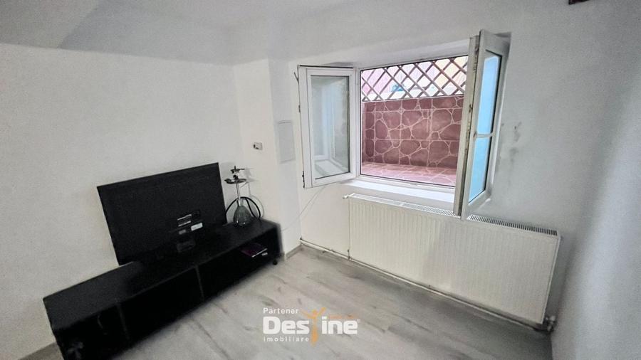 Apartament individual 4 camere 110 mp în Vilă + 167mp CURTE - BUCIUM - 17