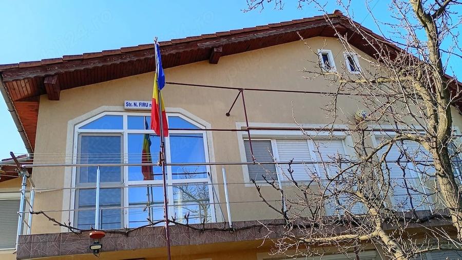 Casă cu 6 camere cu Teren 320 Mp în Chișoda