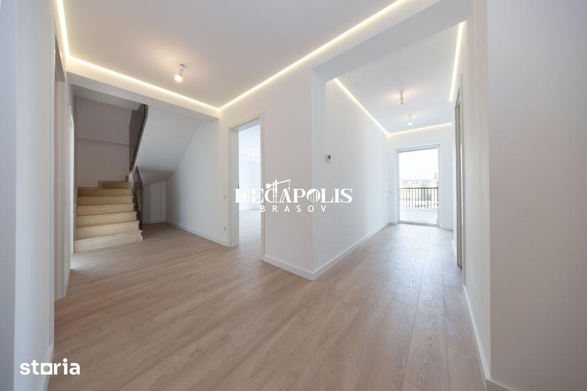 Apartament cu 4 camere în Astra