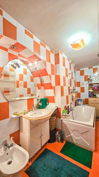 Apartament cu 2 camere decomandat în Central