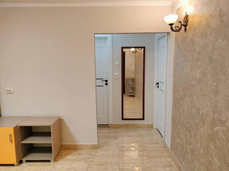 Apartament cu 2 camere decomandat, mobilat în Zorilor