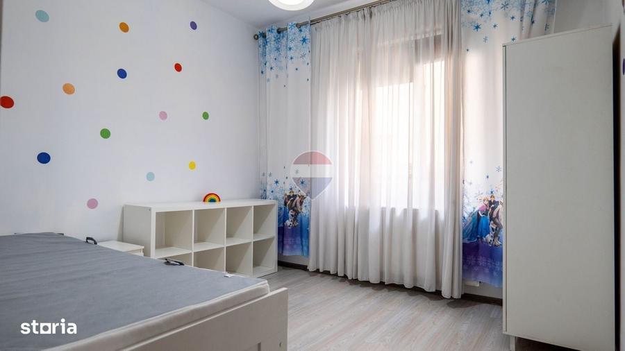 Apartament cu 3 camere decomandat în Dobroești