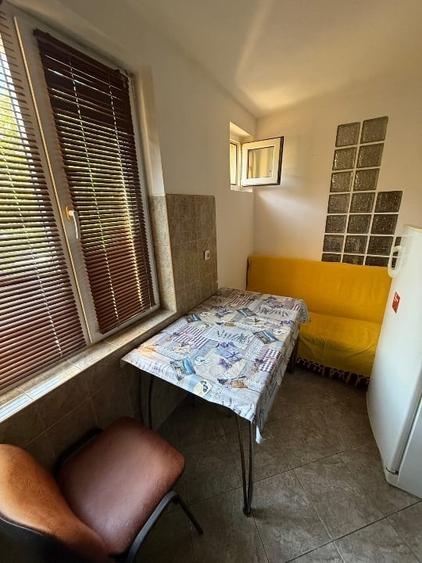 Apartament cu 2 camere decomandat în Complex Studențesc