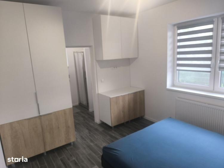 Casă cu 3 camere cu Teren 500 Mp în Central