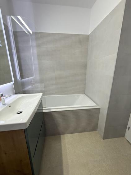 Apartament cu 2 camere decomandat în Răcădău