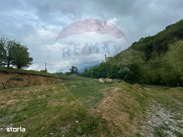 Teren de 2000 mp, în Copalnic