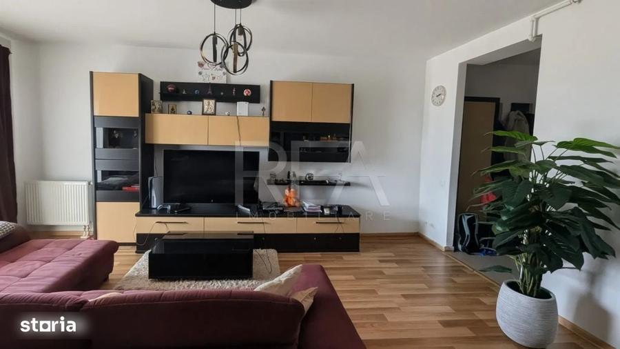 Apartament cu 2 camere semidecomandat în Ozana