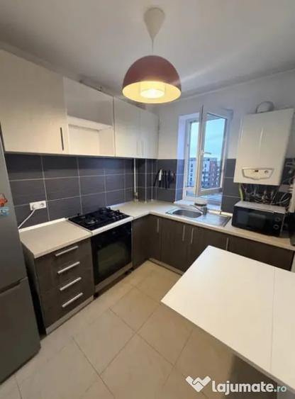Apartament cu 2 camere decomandat în Avantgarden