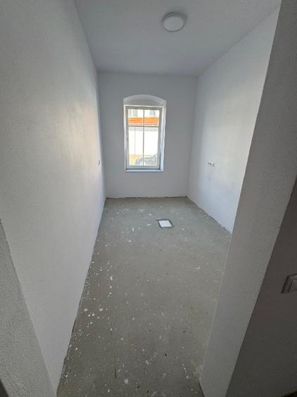 Apartament cu 4 camere decomandat în Ultracentral