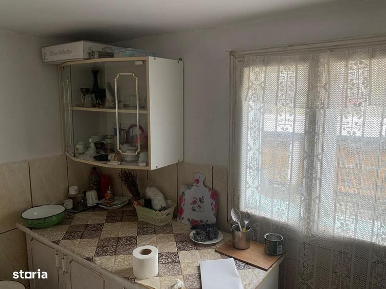 Casă cu 3 camere în Putna