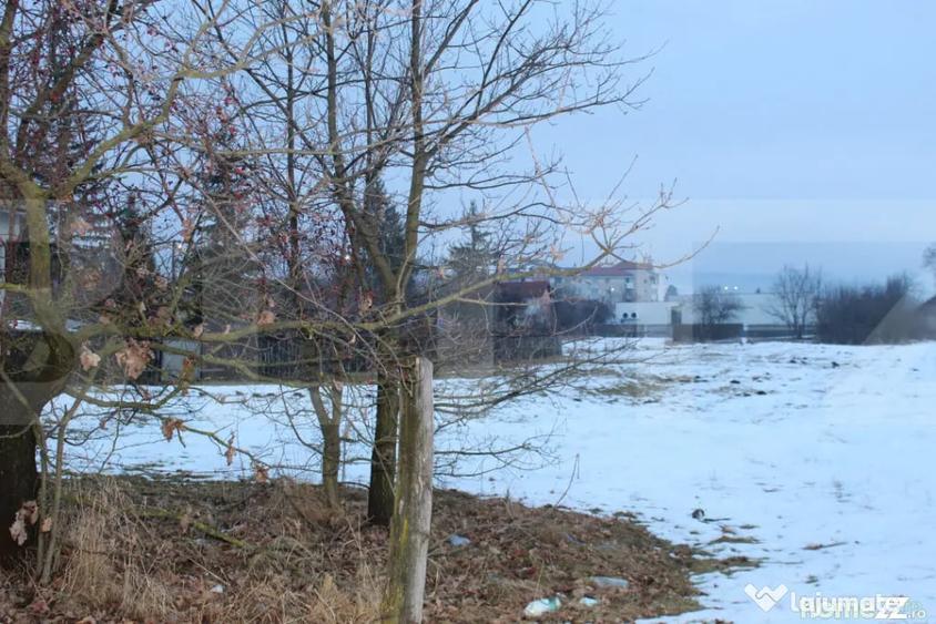 Teren de 1819 mp, în Central