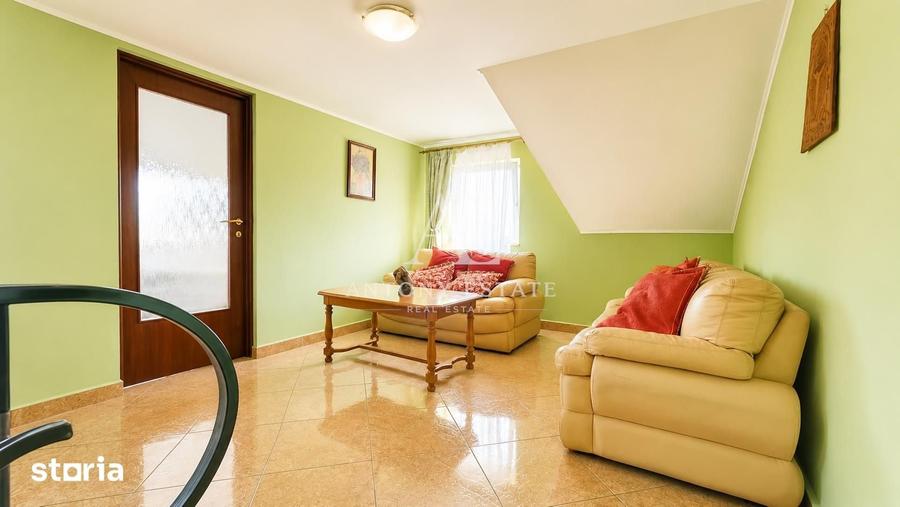Casă cu 4 camere cu Teren 1130 Mp în Sântandrei