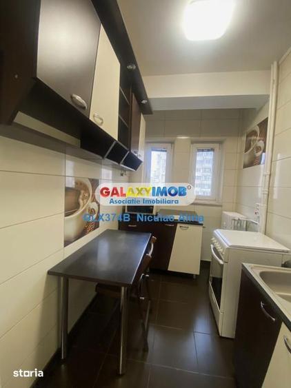 Apartament cu 2 camere semidecomandat, mobilat în Tei