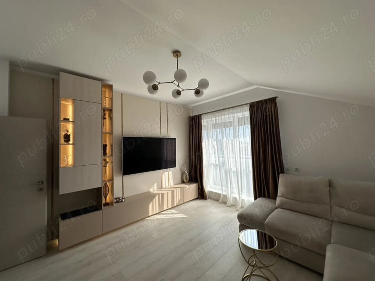 Apartament cu 3 camere decomandat, mobilat în Eroii Revoluției