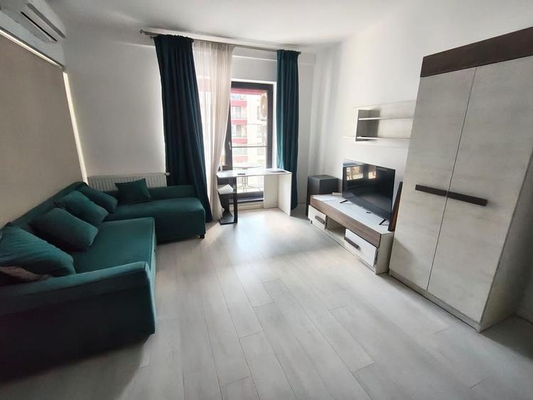 Apartament cu 2 camere decomandat în Politehnica