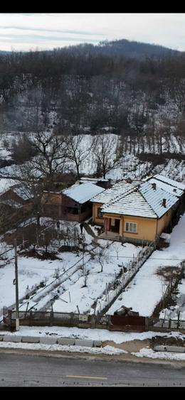 Casă cu 4 camere în Central