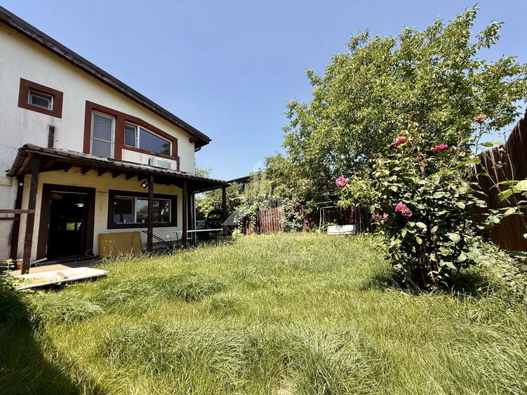 Duplex cu 3 camere cu Teren 213 Mp în Domnești