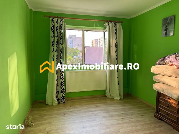 Apartament cu 3 camere decomandat, mobilat în Militari
