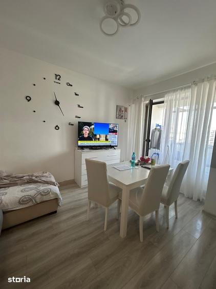 Apartament cu 2 camere decomandat în Podu Roș