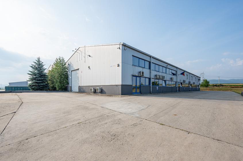 Spațiu industrial, de 12,700 mp, în Sud