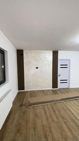 Casă individuală cu 3 camere cu Canalizare în Stâlpu