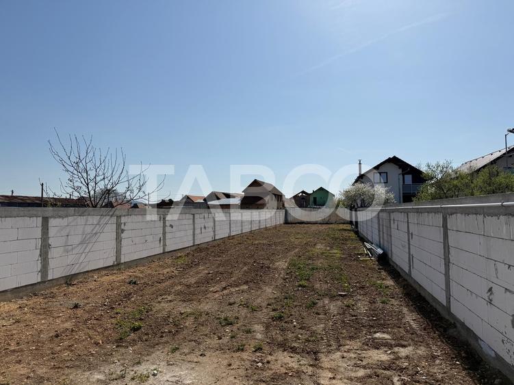 Casă individuală cu 4 camere cu Canalizare în Piața Cluj