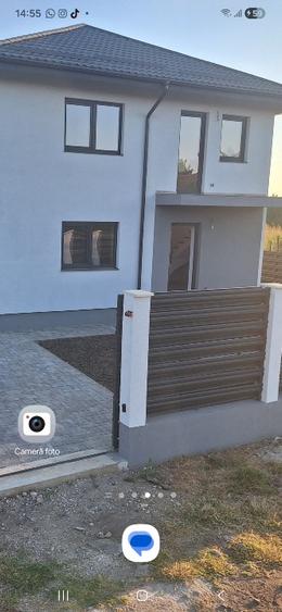 Casă individuală cu 5 camere cu Garaj în Central
