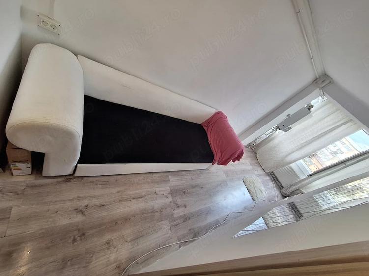 Garsonieră decomandată în Central