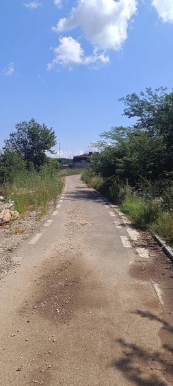 Teren de 1500 mp, în Bucovăț