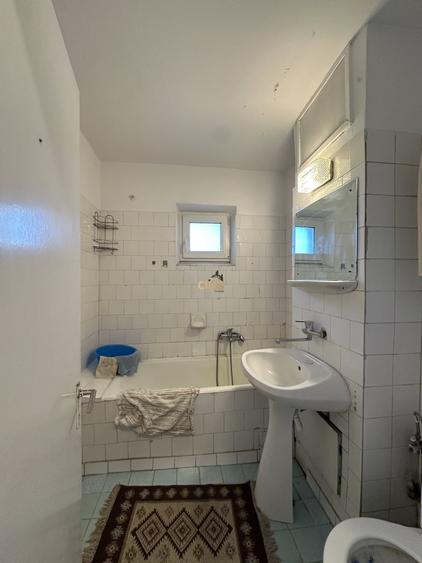 Apartament cu 2 camere decomandat, mobilat în Între Lacuri