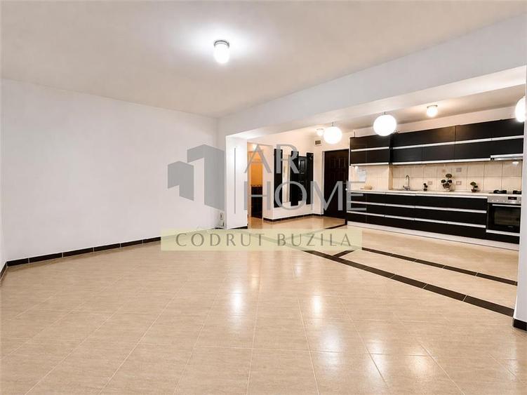 Apartament cu 3 camere decomandat, mobilat în Gheorghe Doja