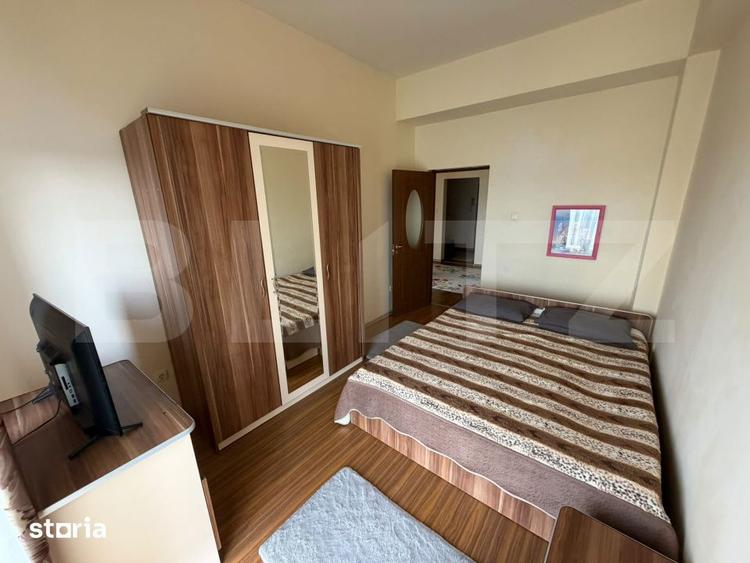 Apartament cu 3 camere decomandat în Micro 17