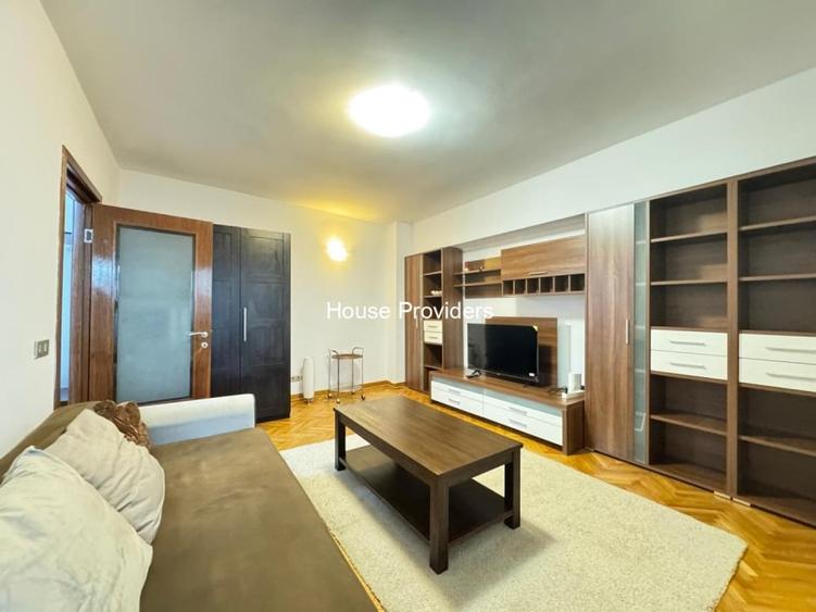 Apartament cu 3 camere în Dorobanți