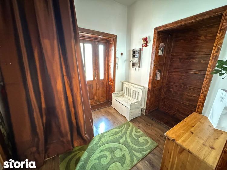 Apartament la casa , decomandat. 100 mp, 3 camere Centru Sibiu - 12