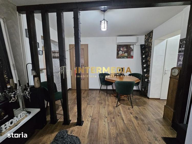 Apartament cu 3 camere decomandat în Cetate