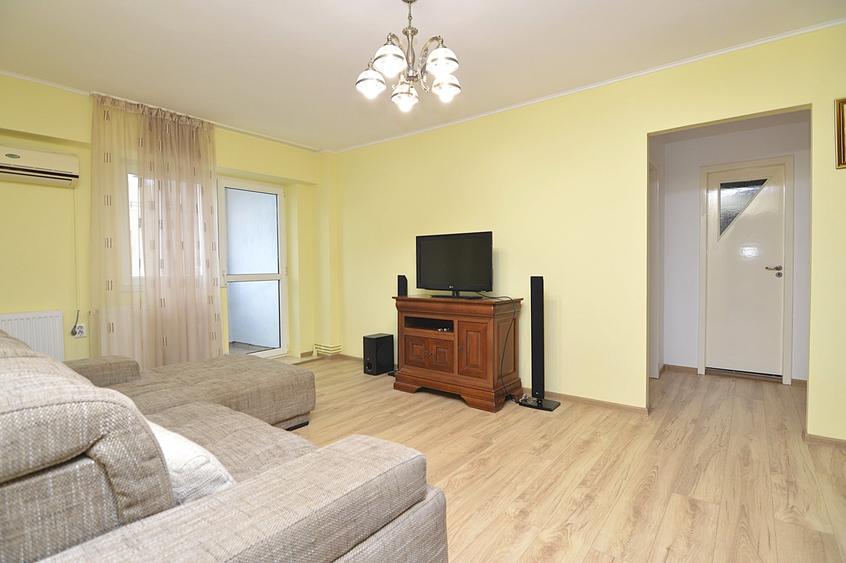 Apartament cu 2 camere decomandat, mobilat în Calea Călărașilor