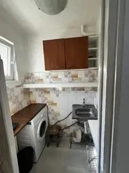 Garsonieră semidecomandată în Decebal