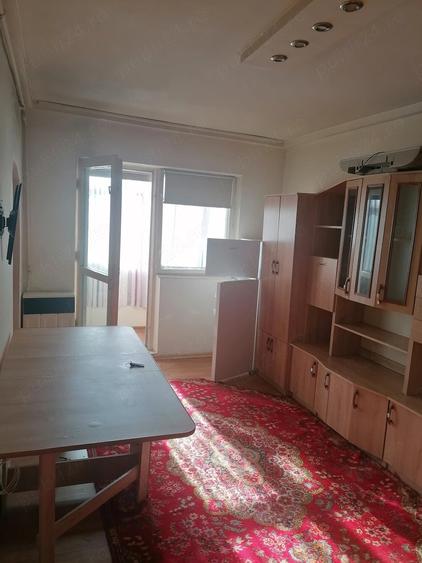 Garsonieră decomandată în Micro 1
