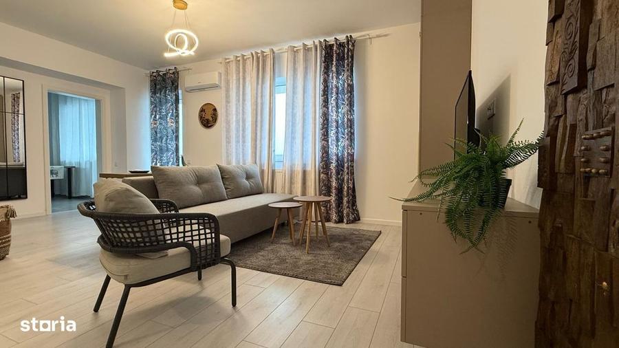 Apartament cu 2 camere în Păcii