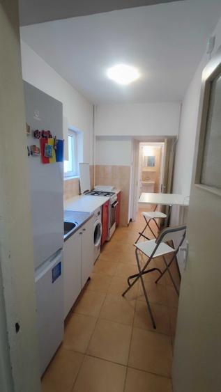 Apartament cu 2 camere decomandat în Magheru