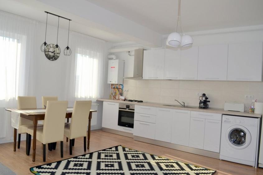 Apartament cu 2 camere semidecomandat, mobilat în Zorilor — fotografia 3